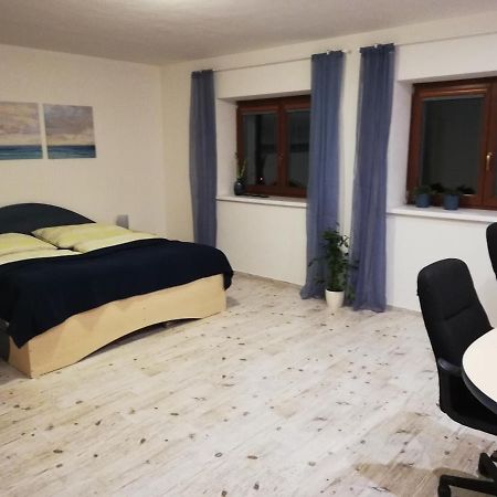 Apartman U Kartouzky Dolany  Εξωτερικό φωτογραφία